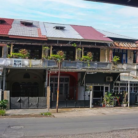 Oyo1935望加锡钻石酒店 马卡萨 外观 照片